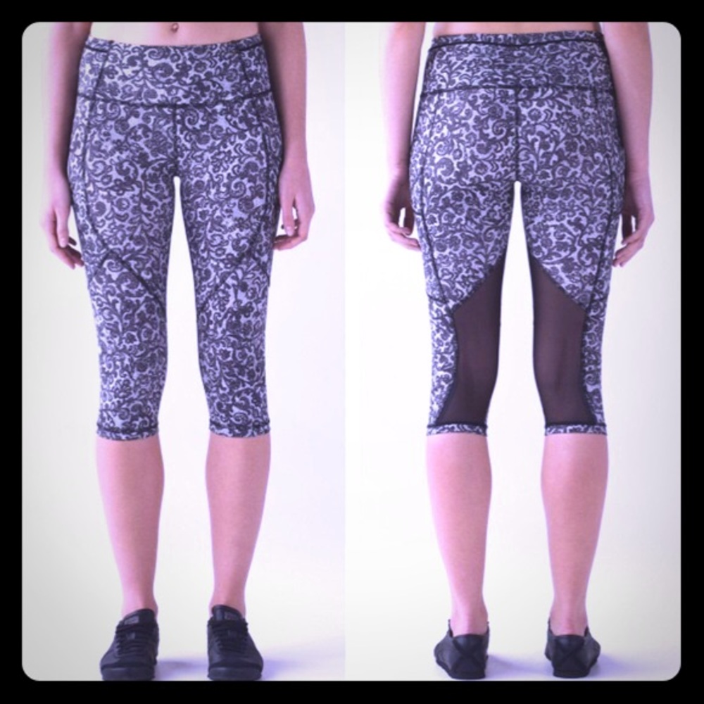 Lululemon Outrun 17” crop